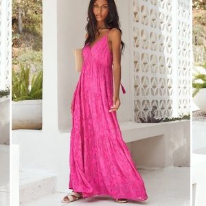 NWT Vici Maxi Dress